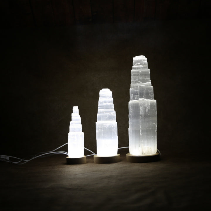 Natürliche USB Turmlampe aus Selenit Tischlampe mit weißes led-licht