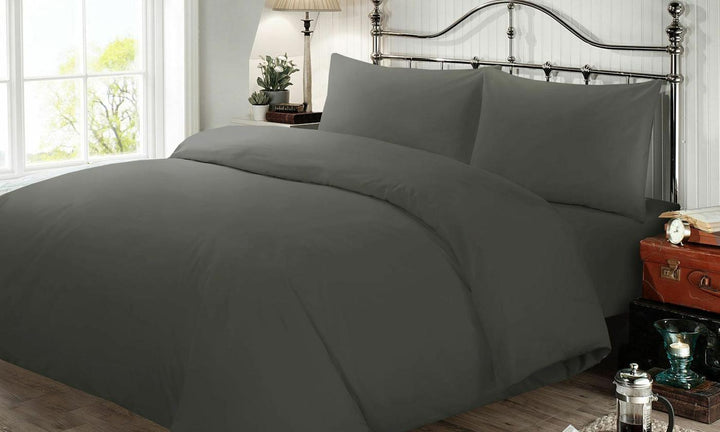 Bettwäsche-Set Aus 100% Baumwolle In Der Farbe Und Größe Nach Wahl